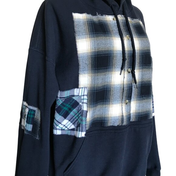 Grunge Patchwork Hoodie, XL: Upcycled Oversized Navy Sweatshirt, Campus Style - Picture 10 of 11